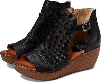 Starfire (Black) Women's Shoes