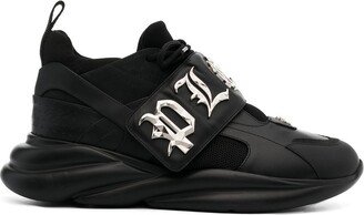 Runner Gothic lo-top sneakers