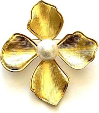 Flower Brooches or Pins (Flower with Pearl)