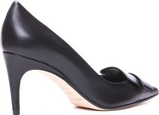 Pointed-Toe Pump