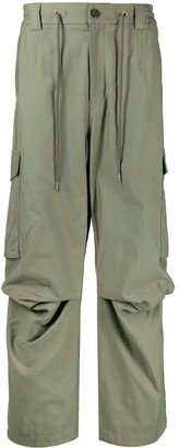 Wide fold cargo trousers