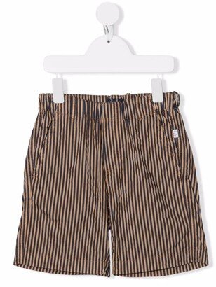 stripe-print slip-on Bermuda shorts